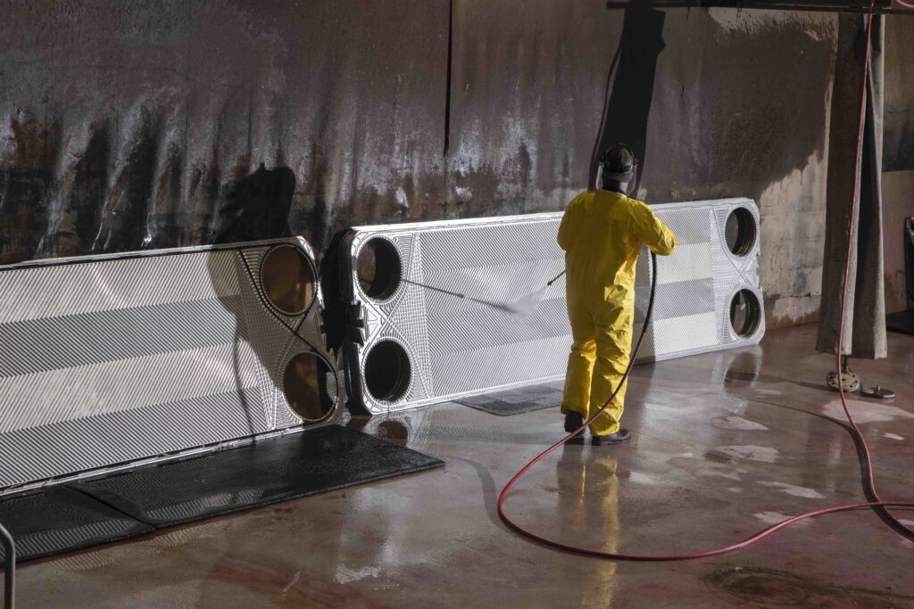 Heat exchanger plate cleaning service from WCR